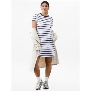 Athleta Essential Tee Dress in White and Navy stripes. Size Large Tall